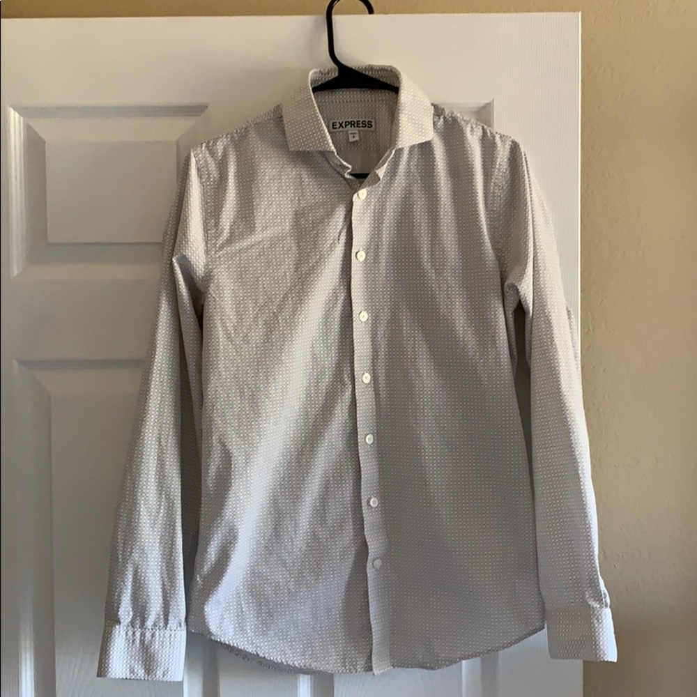 Express Men’s Gray and White Button Down